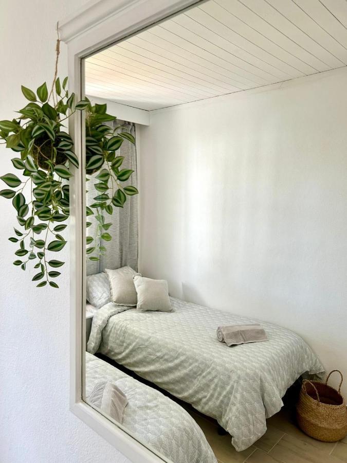 Menorca Chic Apartment Near Beach & Harbour Cala en Bosch Dış mekan fotoğraf
